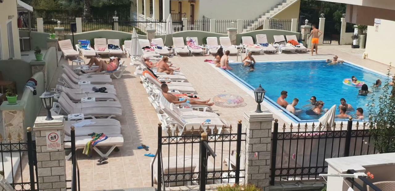 Aparthotel Kormos Kavos
